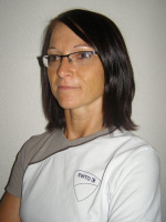  Sandra Bernard